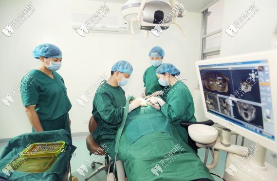 廣州廣大口腔種植牙手術室